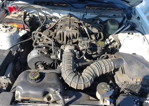 2005 Ford Mustang from USA, damaged, VIN 1ZVFT80NX55112484